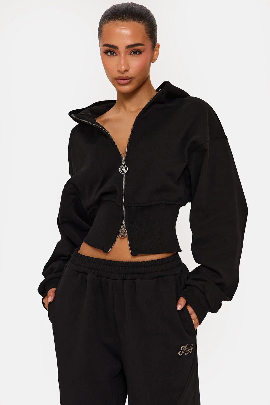 MUSE JOGGER 4 MUSE JOGGER